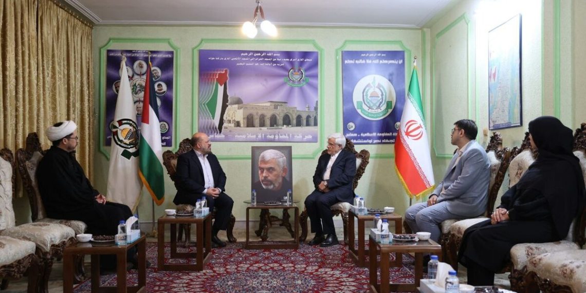 عارف: آزادی قدس شریف راهبرد اول و اصلی ایران است