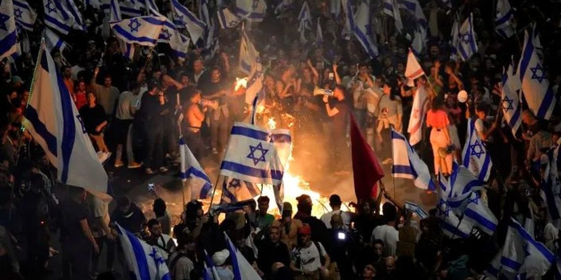 عصبانیت افکار عمومی رژیم صهیونیستی از نتایج ضعیف حمله به ایران