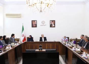 عارف: سند راهبردی حل مشکلات مبتلایان اوتیسم تدوین می‌شود