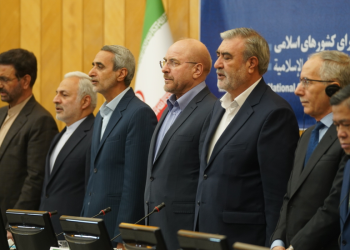 قالیباف:کشورهای اسلامی شریان‌های حیاتی صهیونیست‌ها را قطع کنند