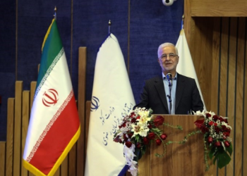 هدف‌گذاری ورود ۱۵ میلیون گردشگر خارجی به ایران‌