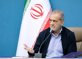 پزشکیان: یارانه بنزین باید عادلانه به همه مردم تخصیص یابد