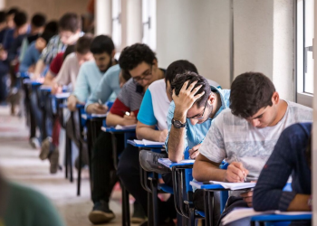 دستور رئیس‌جمهور برای پیگیری مشکل داوطلبان آزمون ارشد و دکتری