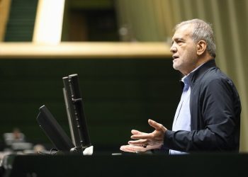 پزشکیان: تا ۲۴ میلیون درآمد معاف از مالیات هستند