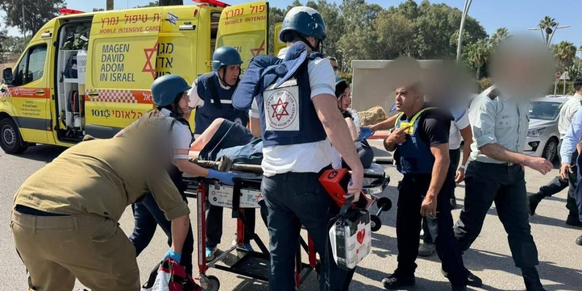 عملیات ضدصهیونیستی در تل‌آویو، دست‌کم ۵۰ صهیونیست زخمی شدند + فیلم