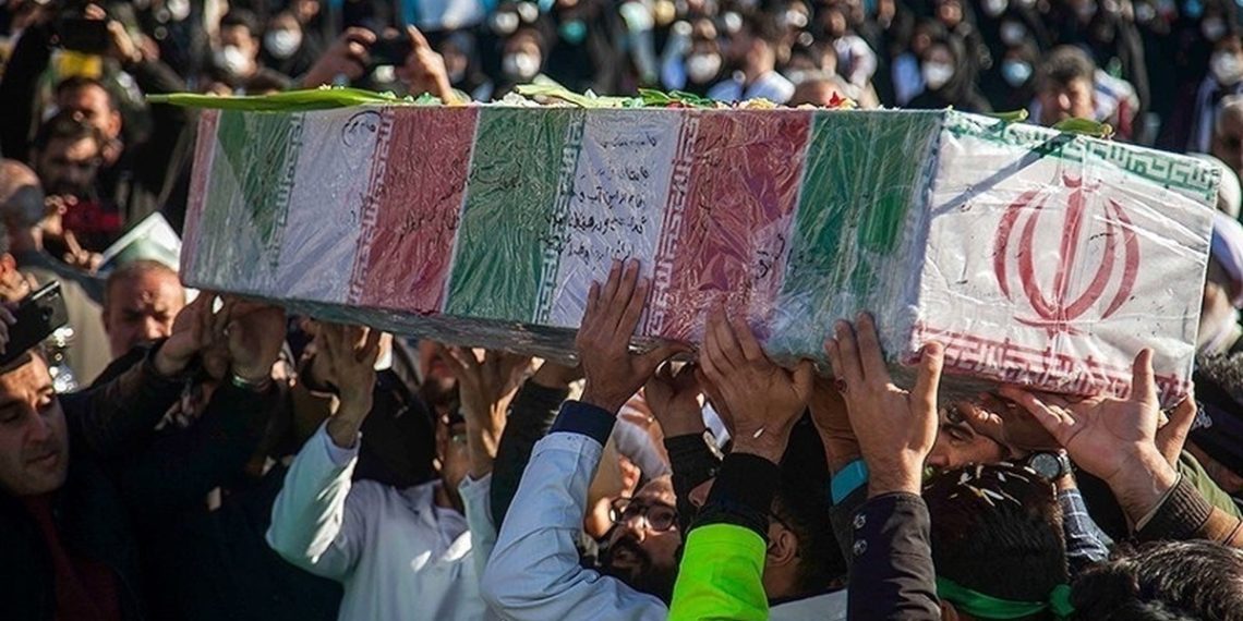 تشییع باشکوه شهید ‌سجاد منصوری‌ در کرمانشاه