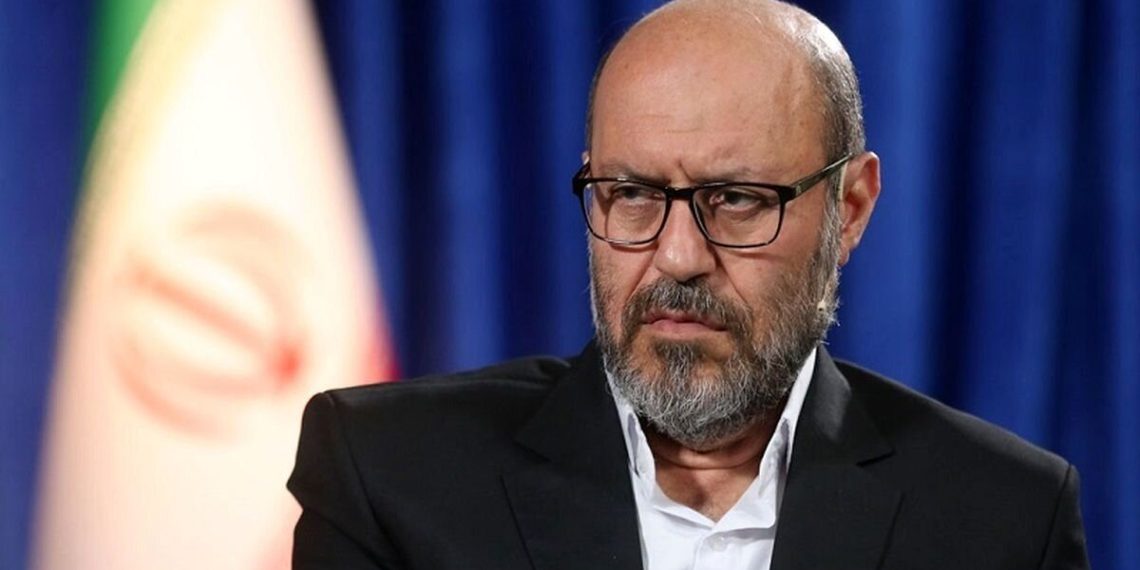 بیش از ۴٠ درصد سود بنیاد را صرف محرومیتزدایی میکنیم، خروج بنیاد از فعالیتهایی که نمیصرفد