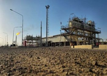 بررسی دلایل تاخیر در عملیات اجرایی طرح توسعه میدان آزادگان جنوبی