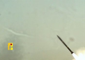 حمله موشکی حزب‌الله به پایگاه مهم «گلیلوت» در حومه تل‌آویو