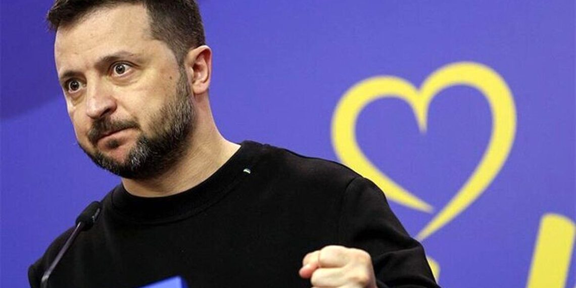 زلنسکی: اگر کمک‌های آمریکا قطع شود، ما حتما شکست می‌خوریم