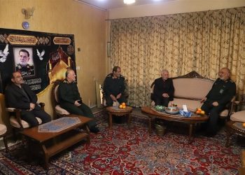 سرلشکر سلامی: شهید نیلفروشان هیچ‌گاه از ماموریت نمی‌ترسید