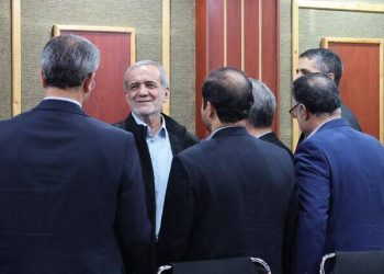 رئیس‌جمهور به وزارت علوم رفت