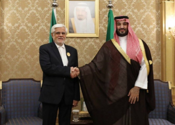 روایت عارف از دیدارش با بن سلمان در عربستان