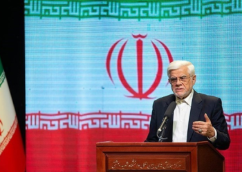 عارف: از ابتدا بنا نداشتیم گزارش عملکرد ۱۰۰ روزه‌ بدهیم