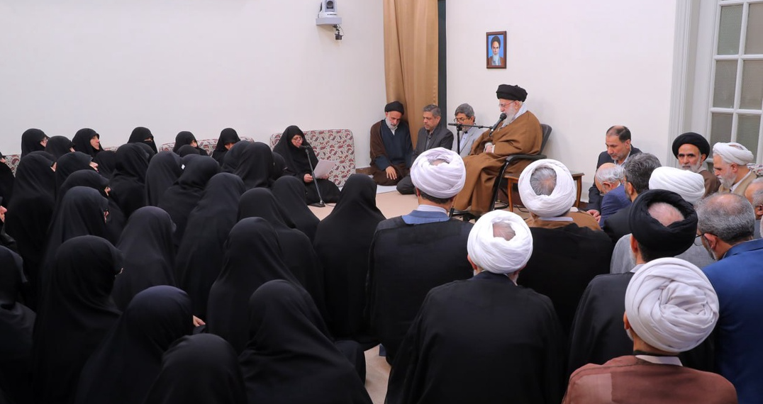 تاکید رهبر انقلاب بر تحول در حوزه علمیه و به روز شدن آن