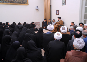 تاکید رهبر انقلاب بر تحول در حوزه علمیه و به روز شدن آن