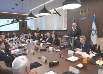 توئیت جدید صفحه عبری KHAMENEI.IR با جمله‌ای از رهبر انقلاب