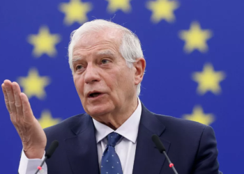 بورل: آینده اتحادیه اروپا در خطر است