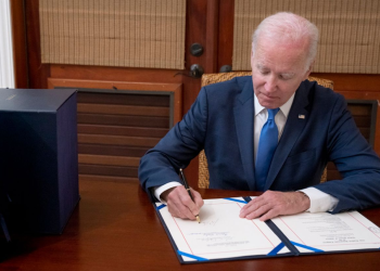 آمریکا وضعیت اضطراری در قبال ایران را تمدید کرد