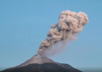 آتشفشان لاکی‌لاکی جان ۹ نفر را گرفت و ۷ روستا را زیر خاکستر برد