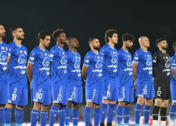 استقلالی‌ها در خانه خدا