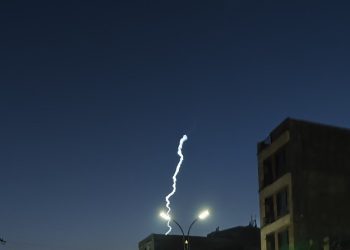 شیء نورانی در آسمان مربوط به تست میدانی در سپاه بود