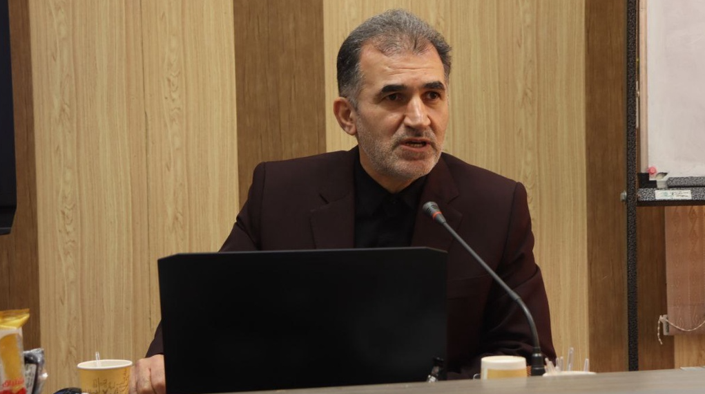 «هم‌میهن» به اتهام توهین به «حضرت ایوب» مجرم شناخته شد