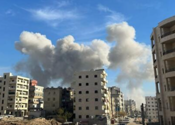 حمله سنگین جنگنده‌های سوری به مواضع تروریست‌ها در ادلب  + فیلم