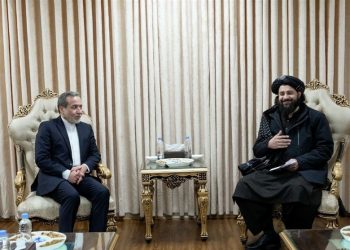 عراقچی: مقامات حکومت سرپرستی افغانستان تاکید کردند که حق‌آبه ایران بر اساس معاهده هیرمند داده خواهد شد