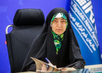 زنان قوت زانوی مردان مقاومت