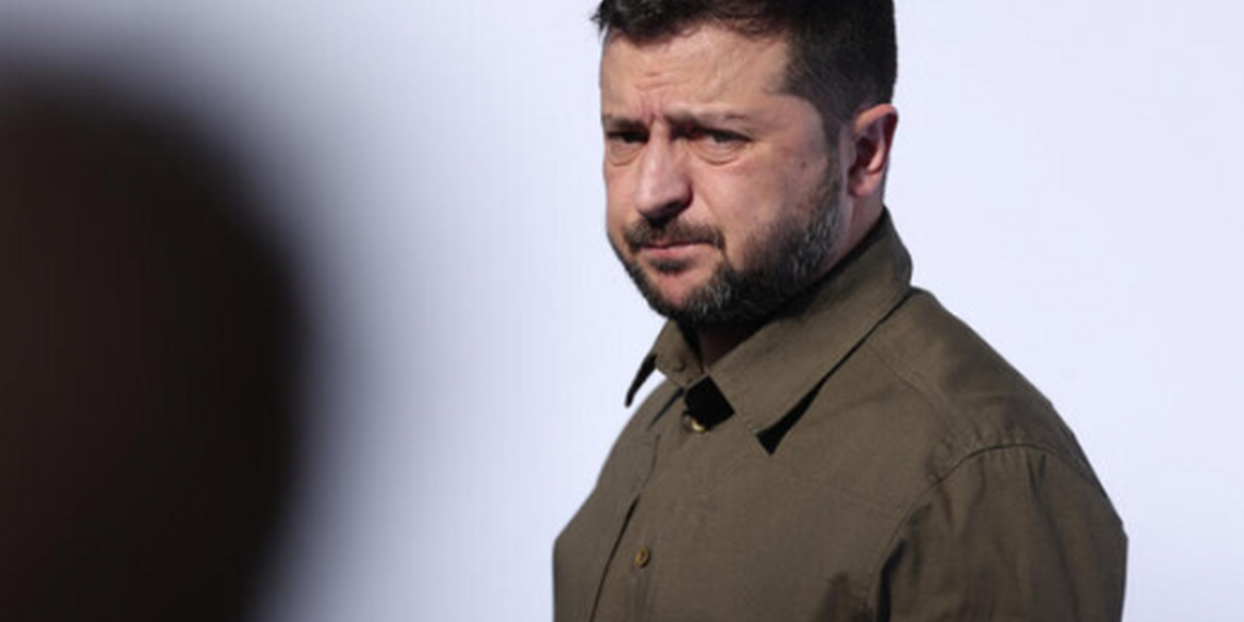 رد شدن درخواست های مکرر زلنسکی برای حضور در مراسم تحلیف ترامپ