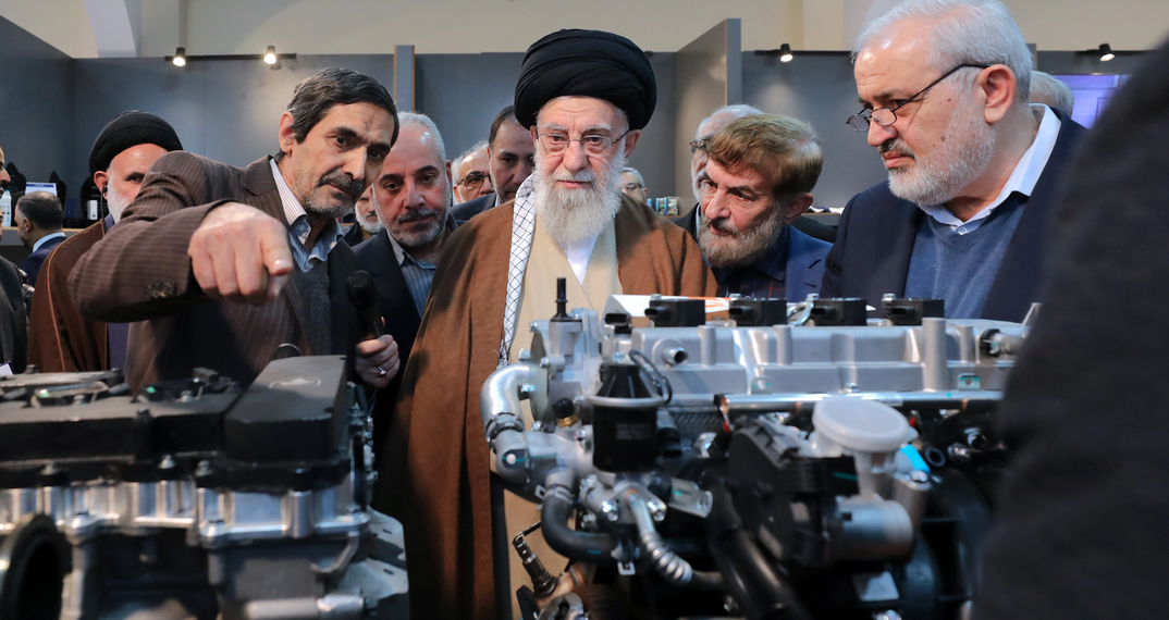 رهبرانقلاب: تنها راه پیشبرد کشور استفاده از بخش خصوصی است