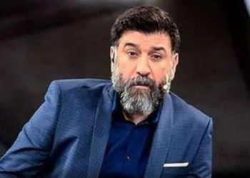 اهدای مدال قهرمانی مرحوم علی انصاریان به موزه آستان قدس + فیلم