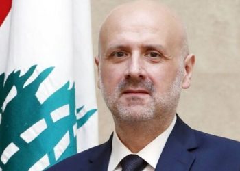 وزیر کشور لبنان: ایرانی بدون تفتیش وارد لبنان نمی‌شود