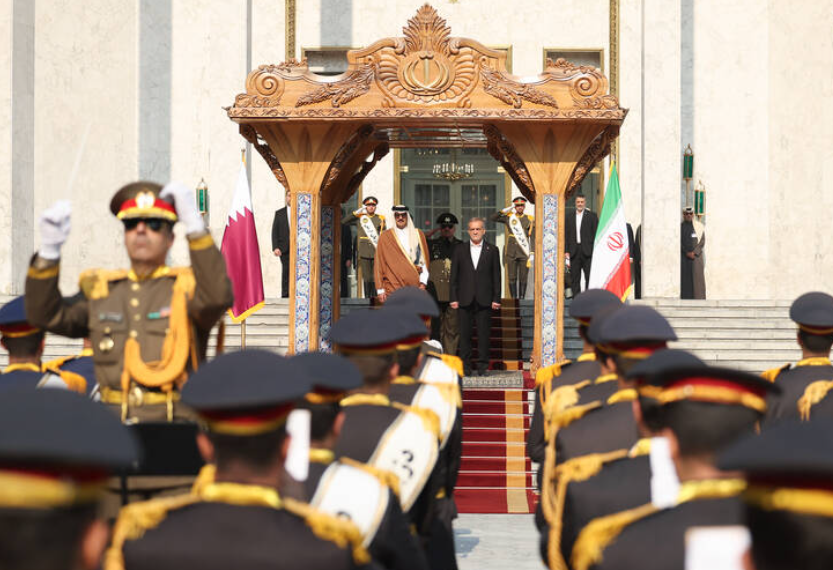 استقبال رسمی پزشکیان از امیر قطر در کاخ سعدآباد + تصاویر