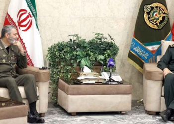 سرلشکر موسوی: ارتش و سپاه پیشمرگ هم و سپر گلوله‌های دشمن‌اند