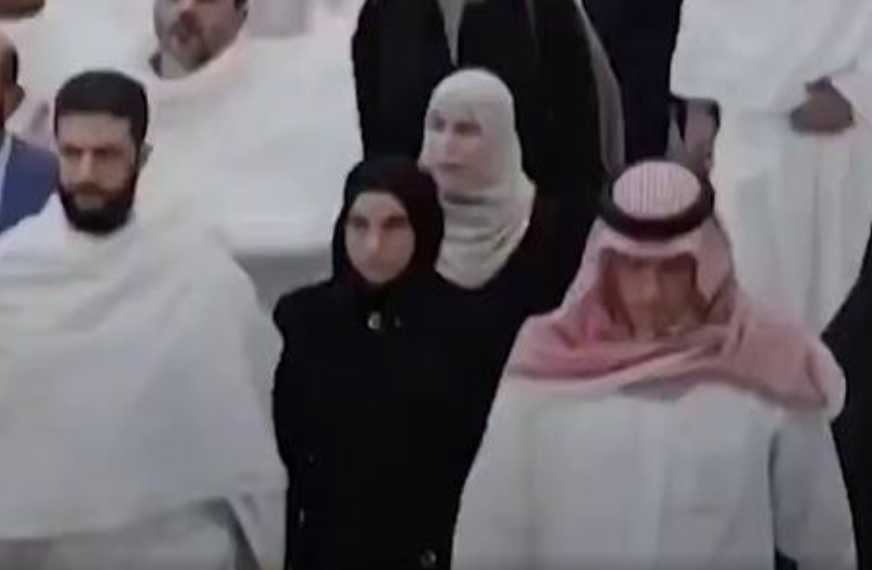 همسر جولانی برای نخستین بار در کنار او دیده شد+فیلم