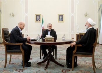 سران قوا مردم را به حضور در راهپیمایی ۲۲ بهمن دعوت کردند