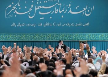 رهبر انقلاب: سطح توان ما در مقابله با تهدیدات سخت، عالی است