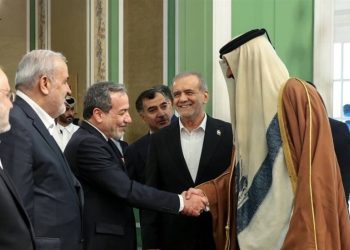 عراقچی: همسایگان اولویت ما هستند