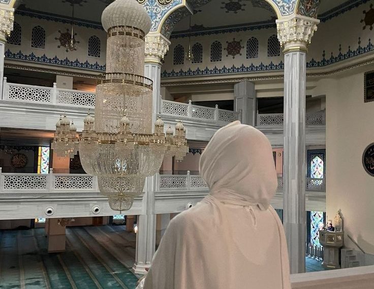 اماکن مذهبی و زیست زنانه