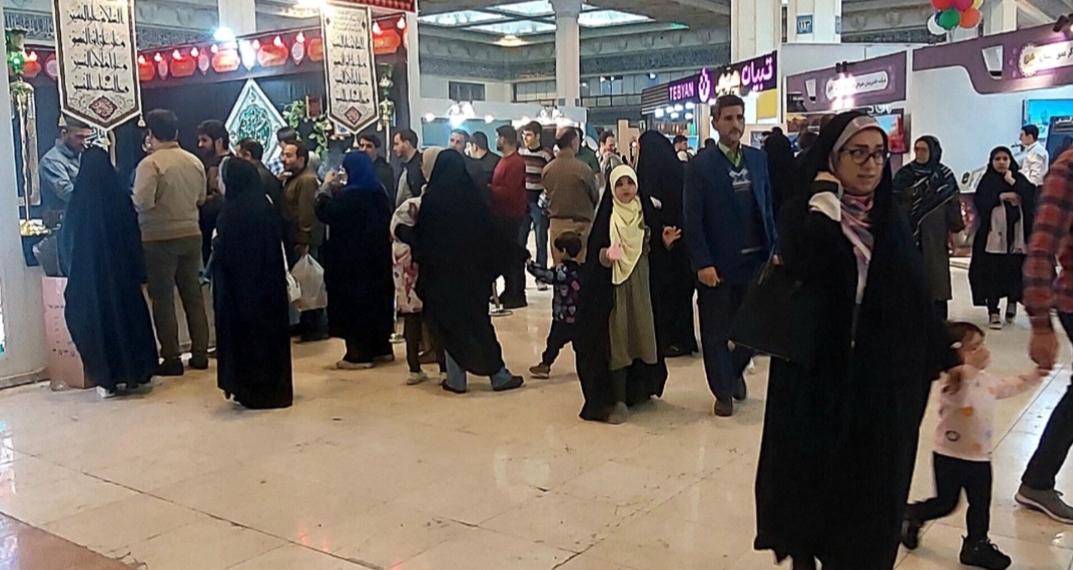 نمایشگاه بهاره حرمت رمضان و نمایشگاه قرآن را شکست