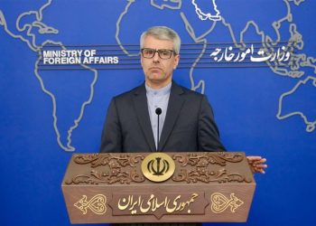 بقائی: مذاکره تحت فشار و تهدید بی‌معناست