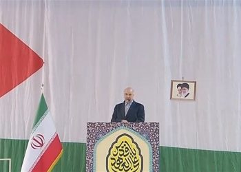 قالیباف: تعرض به حریم ایران جرقه در انبار باروت است
