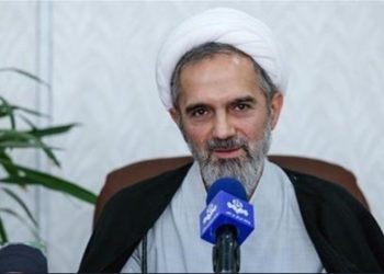 عضو ستاد استهلال دفتر رهبر انقلاب: دوشنبه عید سعید فطر است