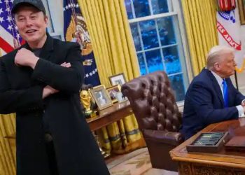 اعتراضات علیه ایلان ماسک در آمریکا شدت می‌گیرد