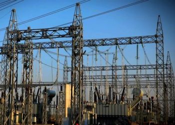 رشد بار مصرفی شبکه برق کشور به ۸ درصد رسید