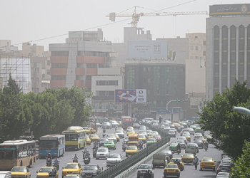 هوای تهران در آستانه آلودگی