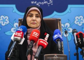 صادق: آزادراه تهران-شمال مشکل منابع مالی دارد