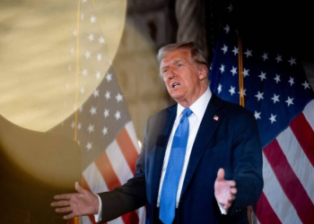 آخرین پیشنهاد ترامپ به اوکراین: تسلیم شوید!